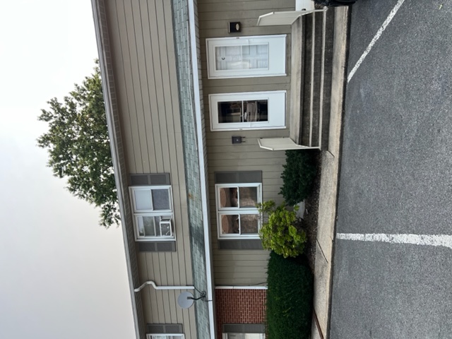 611 Lincoln Way West, Apt F